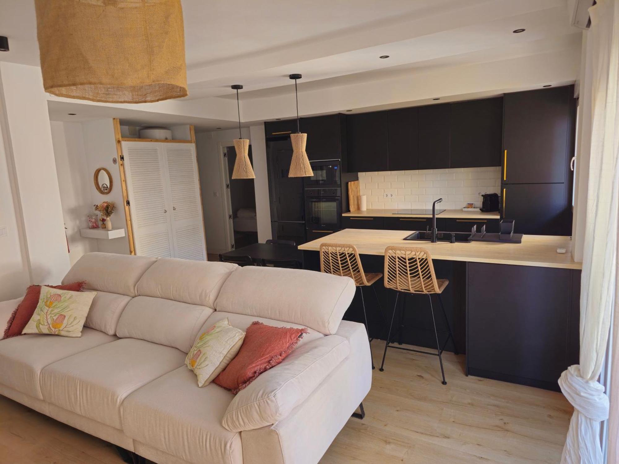 Exclusivo Apartamento Cerca De La Playa Malaga Luaran gambar